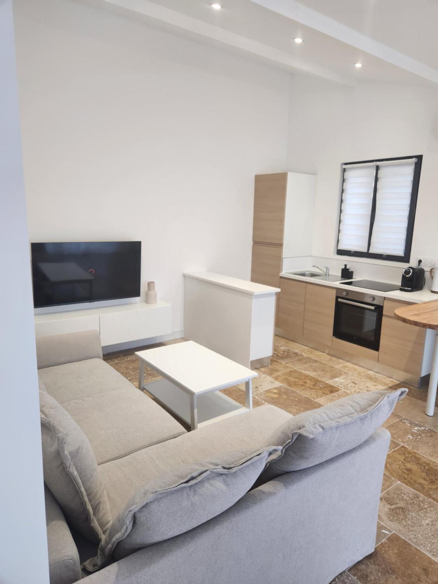 Maison "Cosy" Avec Parking Prive Et Climatisation نيم المظهر الخارجي الصورة